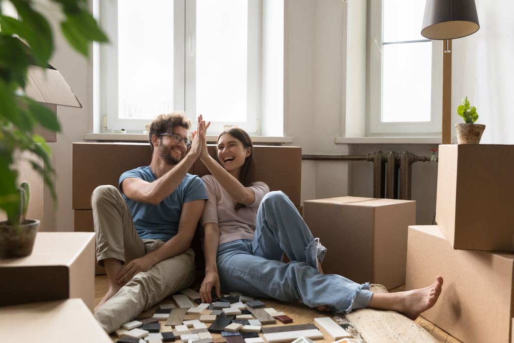 packing-and-unpacking-services-happy-011326